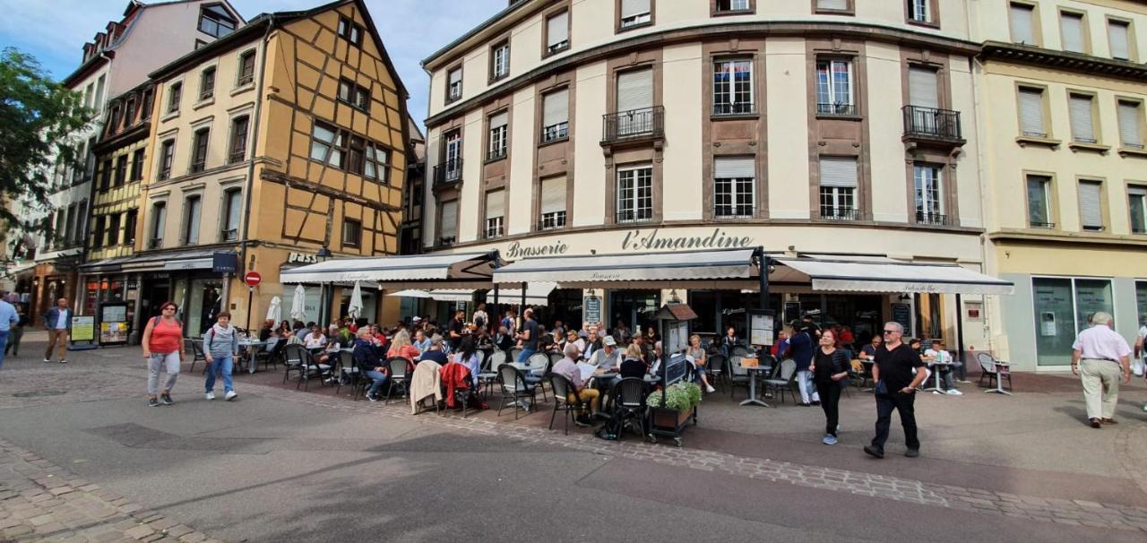 Le Blue St Leon : 2 Pieces Cozy Lit King Size Wifi Apartment Colmar Luaran gambar